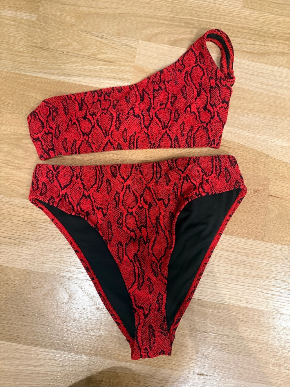 Nasty Gal Red Snake-Print One-Shoulder Bikini Set size 8